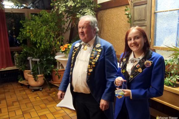 Robert Schneider und Mona Schröder stellen den neuen Fasent-Orden vor 